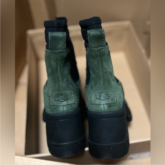 Ugg Brooklyn Chelsea Boots 9 Forest Night NEW IN BOX - Picture 4 of 9